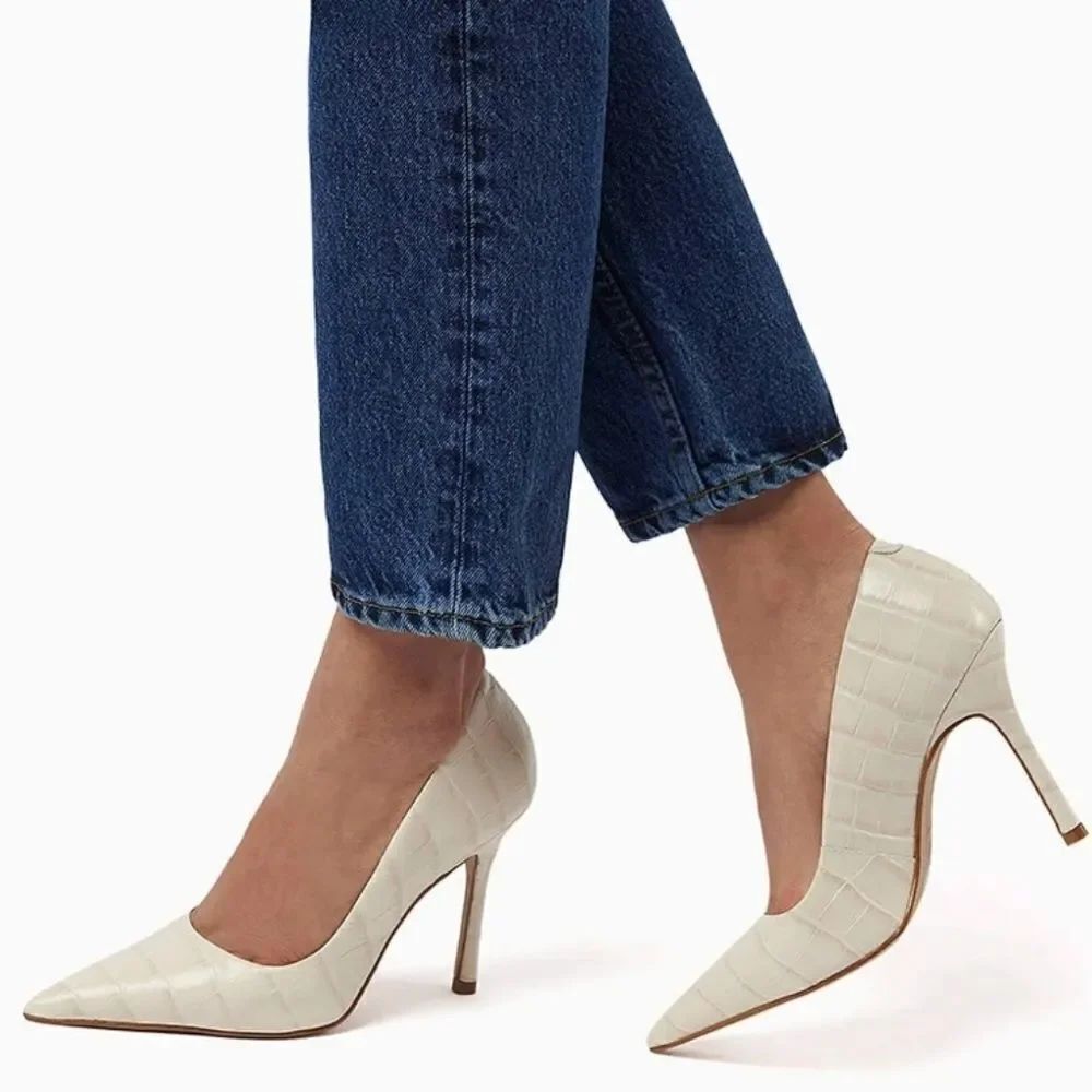 BRAND NEW BENTON VILLE CROCODILE EMBOSSED LEATHER PIN HEEL DRESS PUMPS